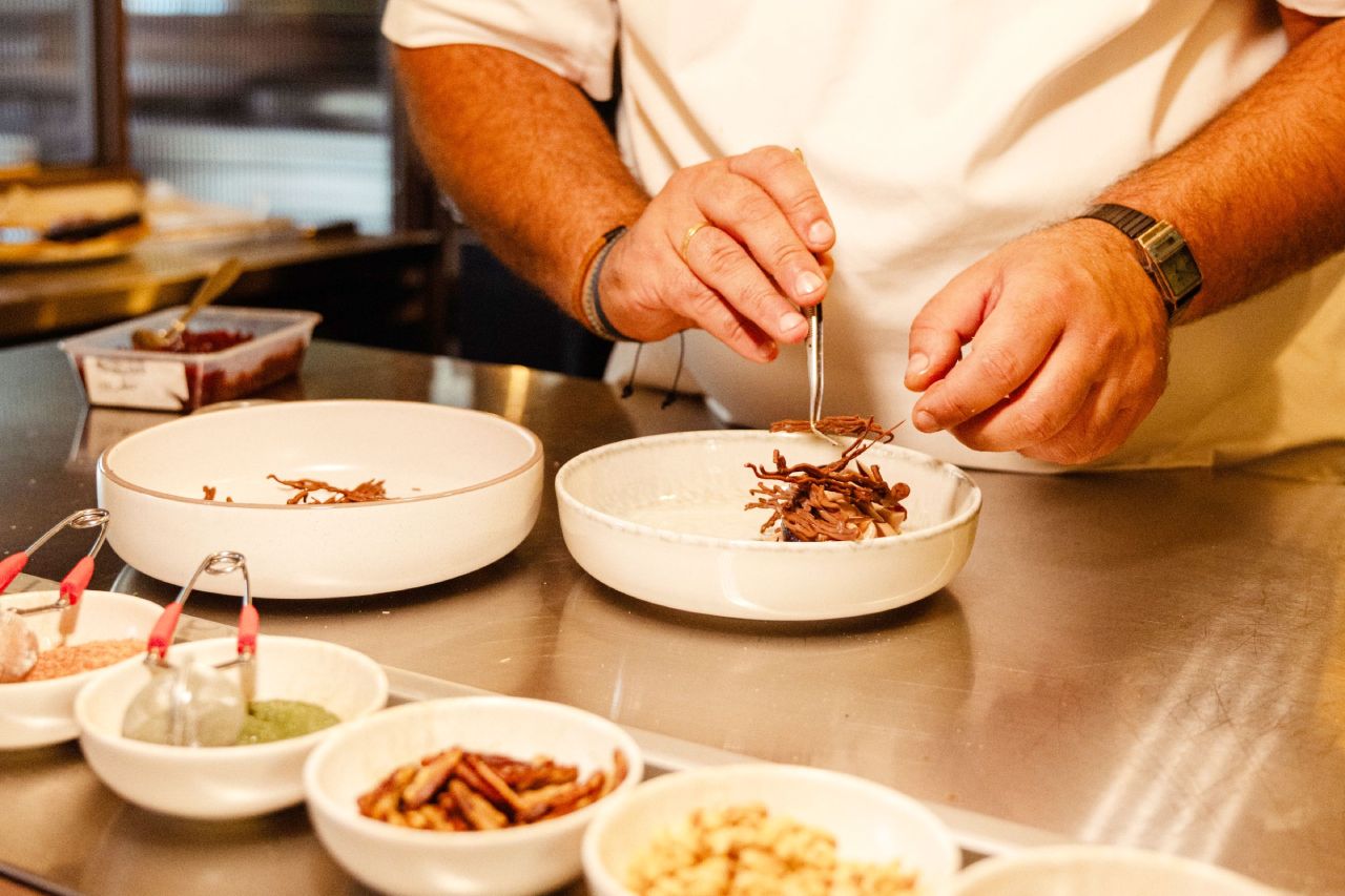 Εδηλώσεις & Κοπή Πίτας στο Scarlet Athens Εστιατόριο Fine Dining στο Γαλάτσι